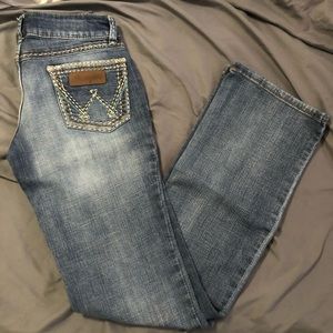 Women’s wrangler jeans 1/2x34